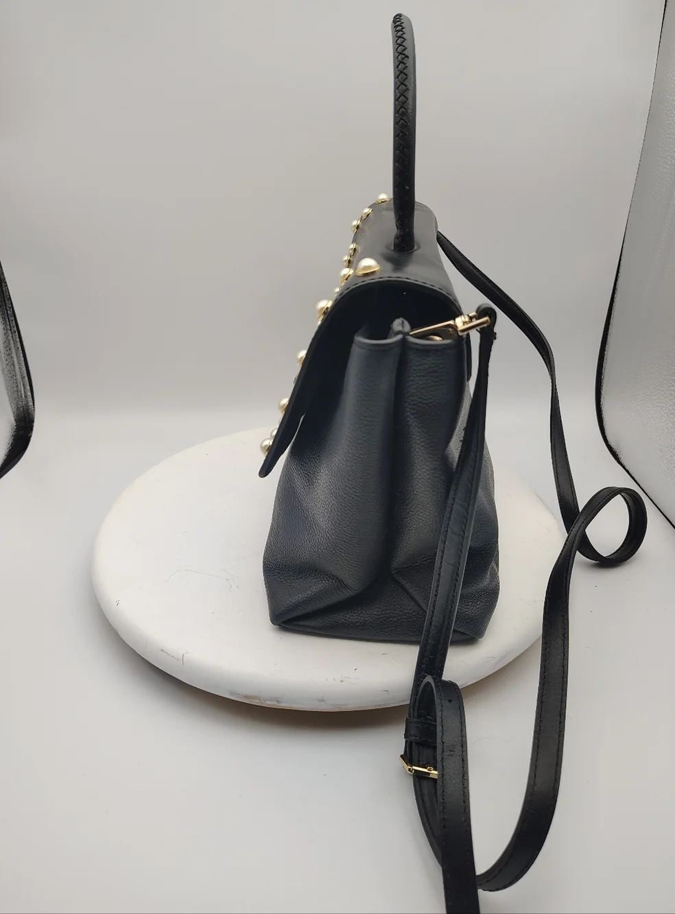 Kate Spade Pearl-Stud Embellished Leather Shoulder/Crossbody Bag In Black